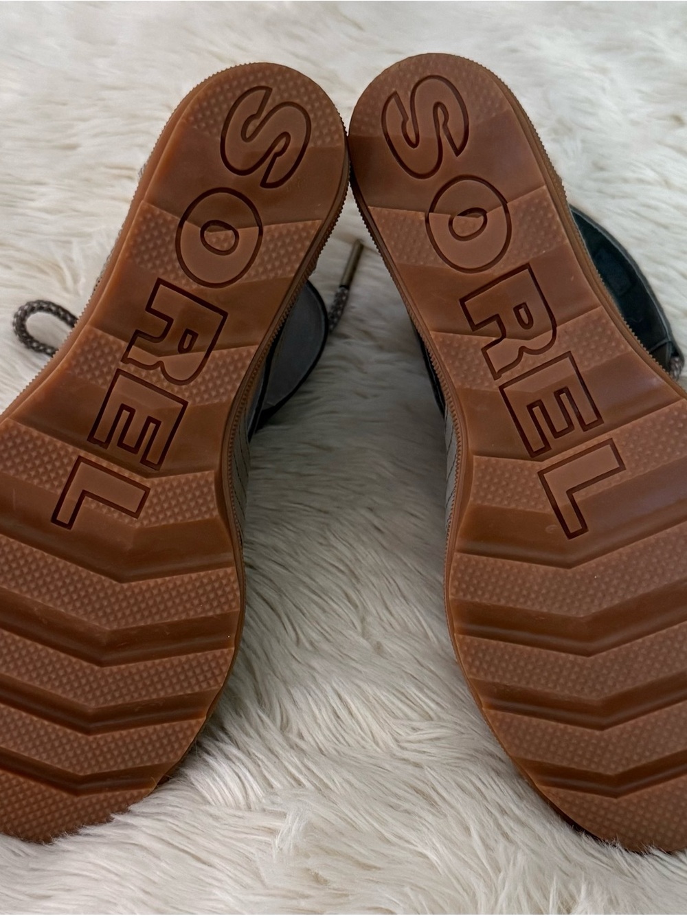 Sorel Olive Suede Lace-Up Joanie II Gladiator Sandals - Picture 5 of 7